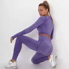 Фиолетовый спортивный костюм для фитеса и йоги женский