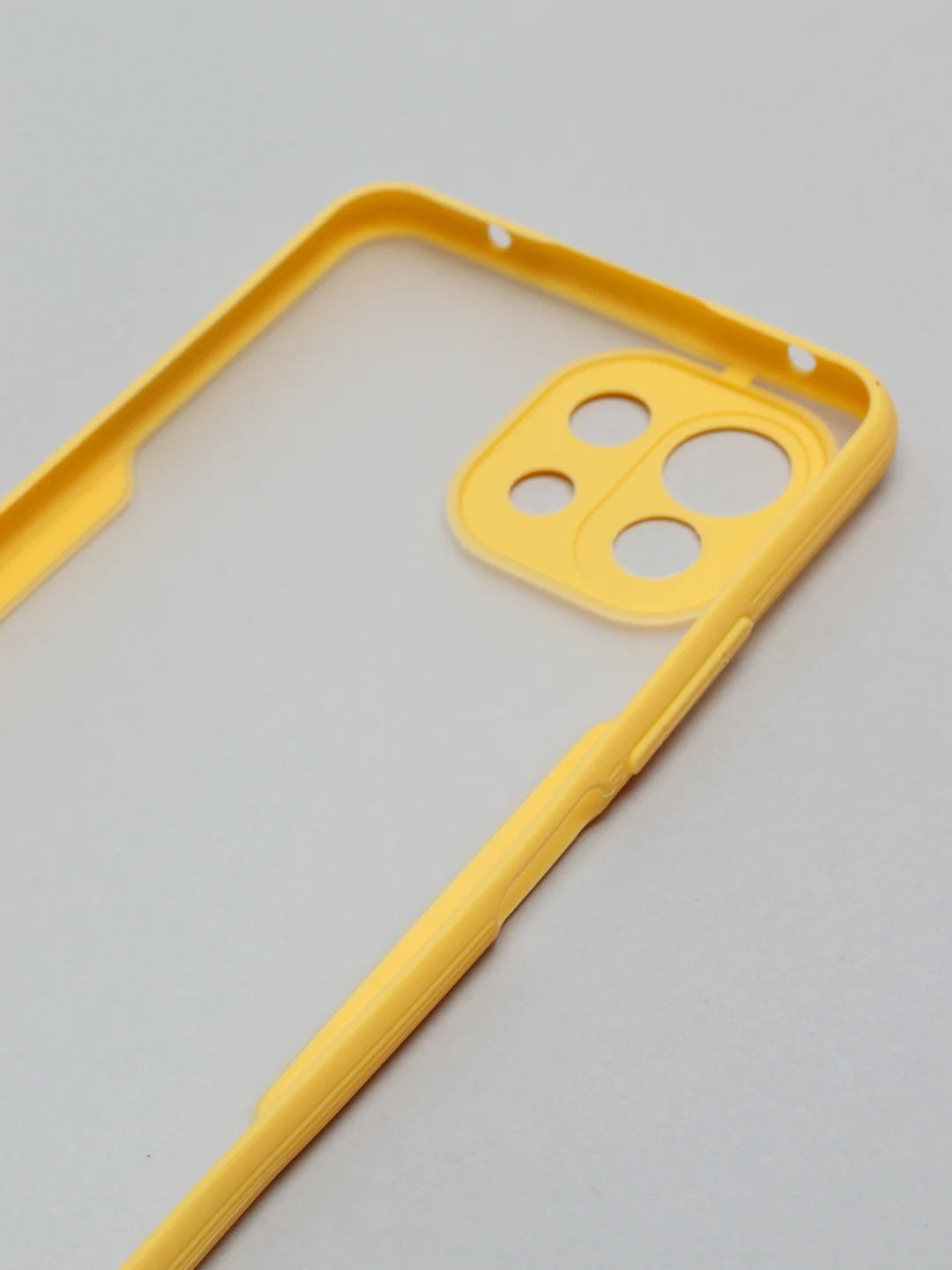 Желтый чехол Xiaomi Mi 11 lite