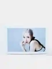 Белый наклейка-стикер на банковскую карту "Blackpink"