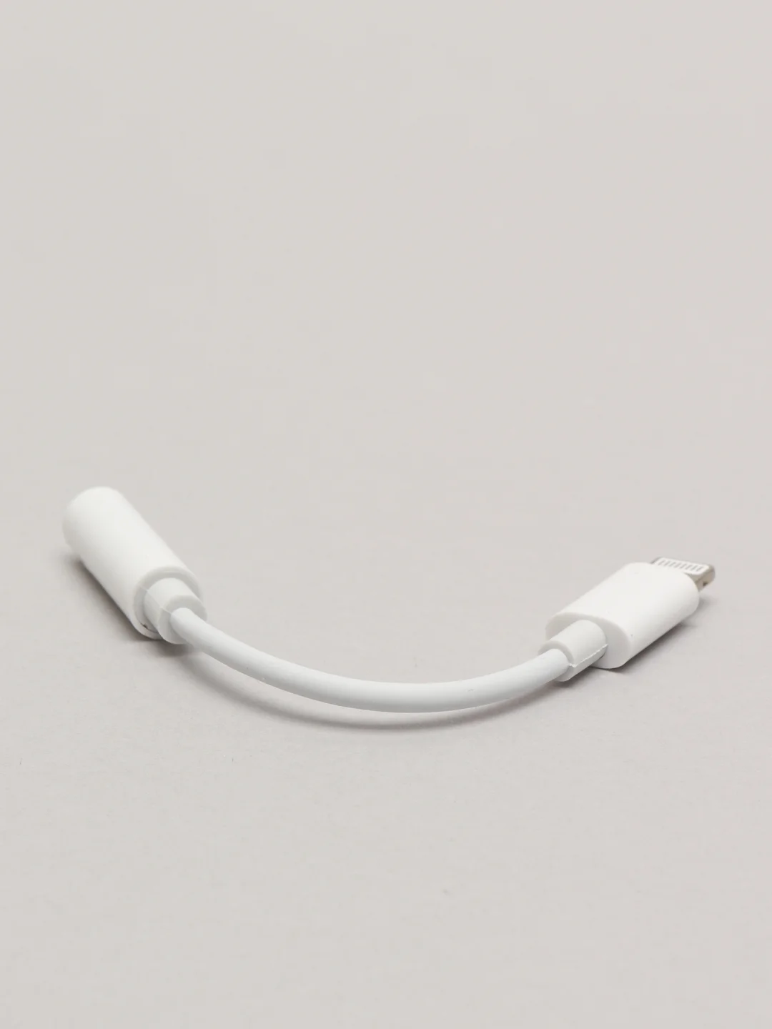 Переходник для наушников Apple iPhone Lightning, 3,5 мм купить по цене ...
