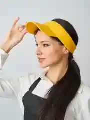 Желтый козырек