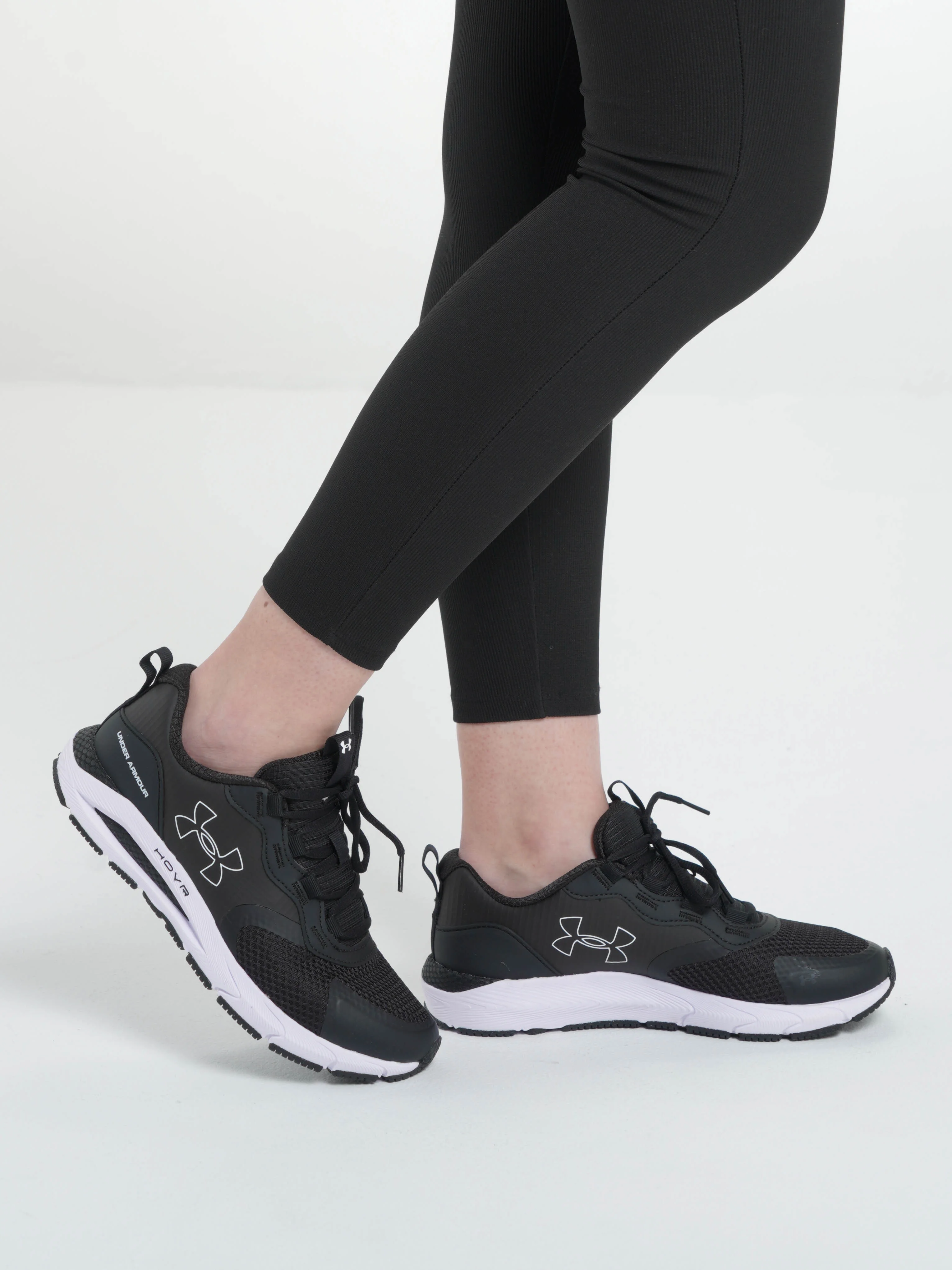 Кроссовки женские Under Armour W HOVR Sonic STRT