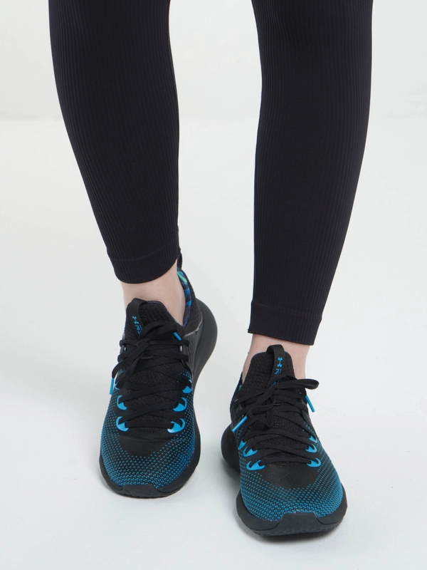 Кроссовки женские Under Armour W HOVR Rise 3 Novelty