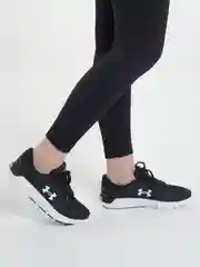 Кроссовки женские Under Armour W Charged Rogue 2.5