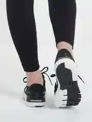Кроссовки женские Under Armour W Charged Rogue 2.5