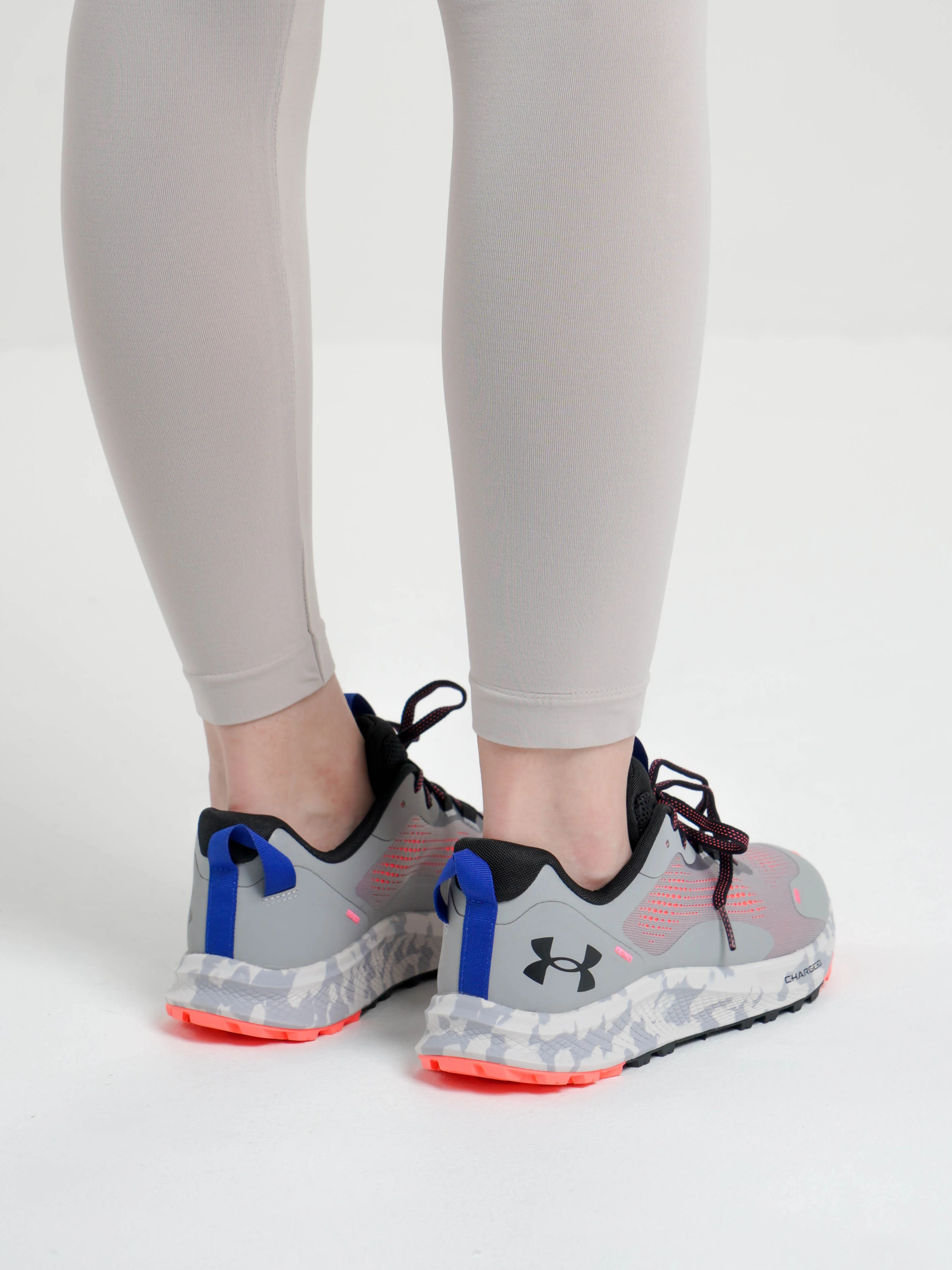 Кроссовки женские Under Armour W Charged Bandit TR 2
