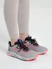 Кроссовки женские Under Armour W Charged Bandit TR 2