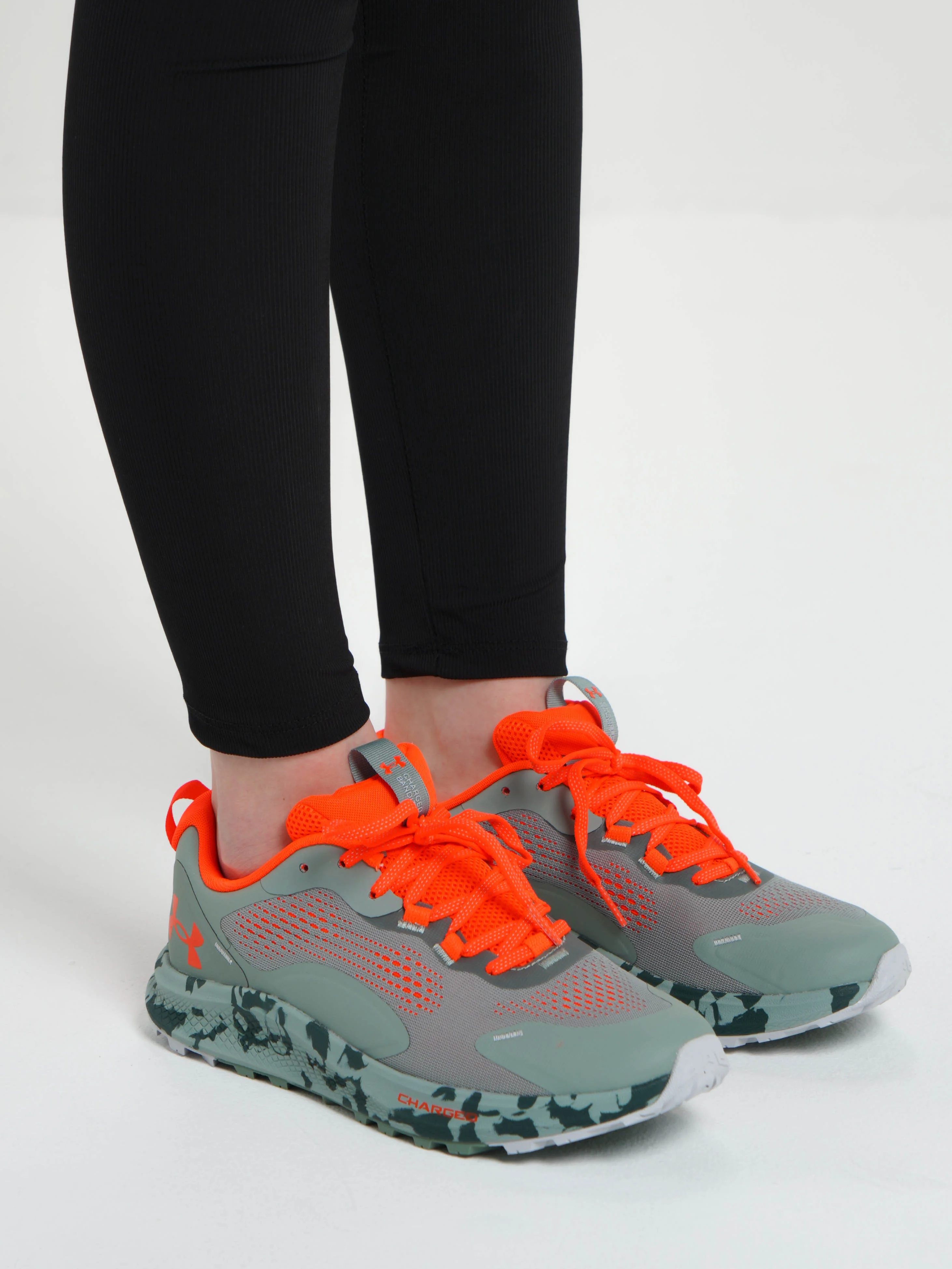 Кроссовки женские Under Armour W Charged Bandit TR 2