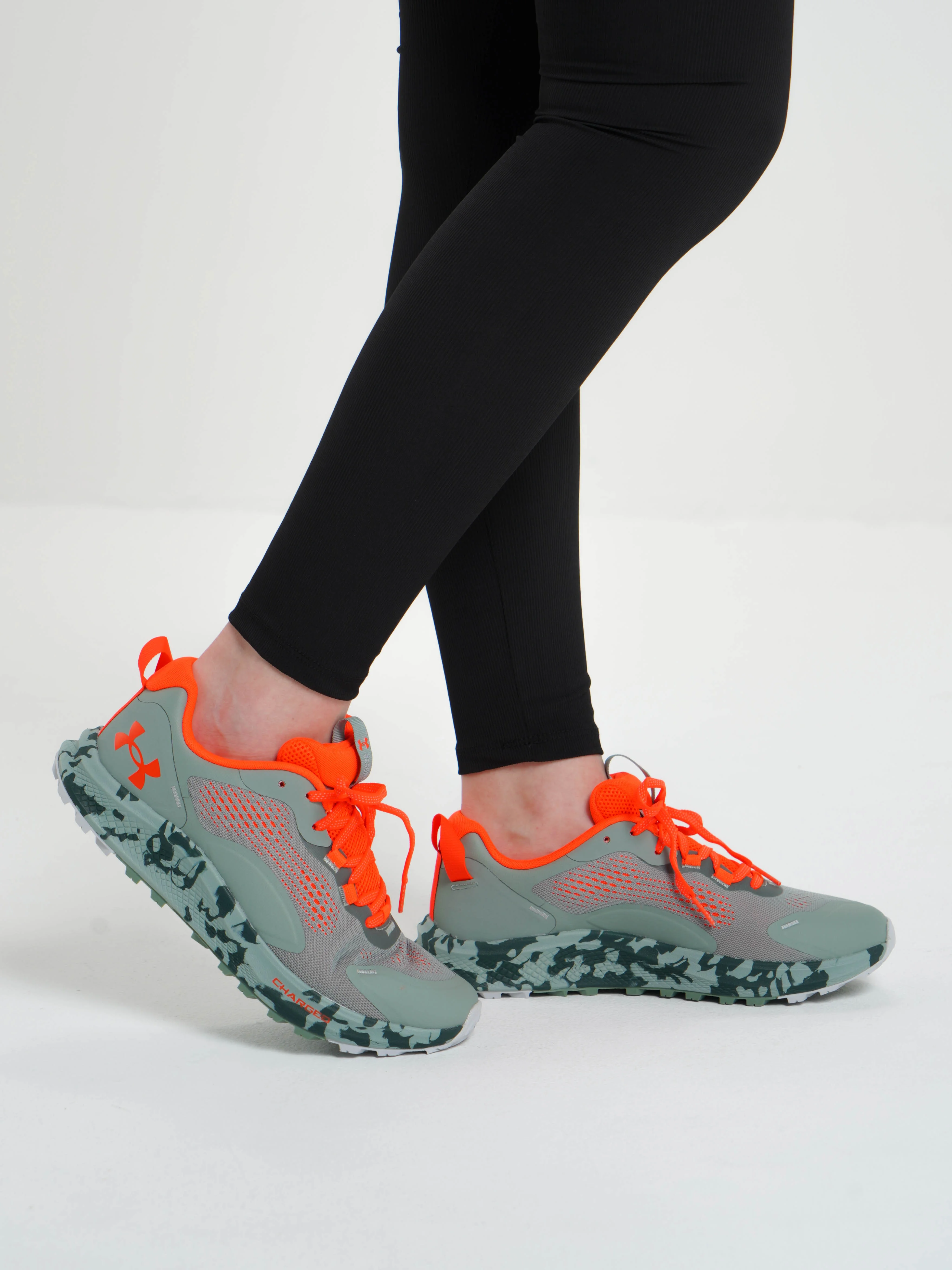Кроссовки женские Under Armour W Charged Bandit TR 2