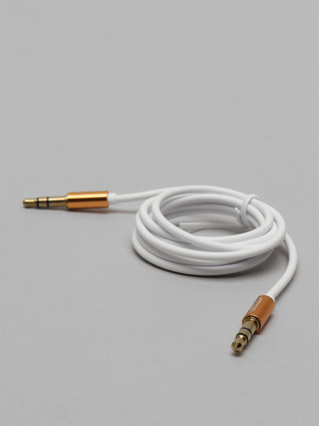 AUX jack 3.5 мм - кабель BYZ с позолоченным штеккером