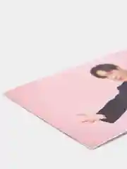 Бежевый наклейка-стикер на банковскую карту "BTS J-hope"