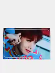 Желтый наклейка-стикер на банковскую карту "BTS J-hope"