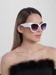 Белый очки женские солнцезащитные