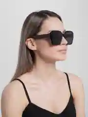 Черный солнцезащитные очки