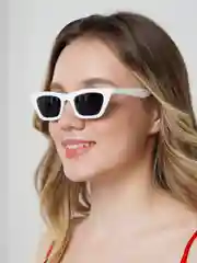 Белый солнцезащитные очки