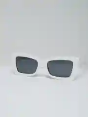 Белый солнцезащитные очки