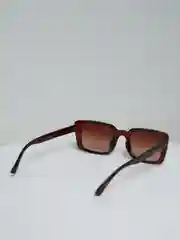 Шоколадный женские солнцезащитные очки Cherta