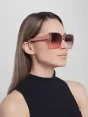 Красный солнцезащитные очки
