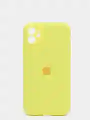 Желтый силиконовый чехол iPhone 11, Silicone Case, с закрытым низом и защитой камеры