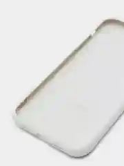 Бежевый силиконовый чехол iPhone 11, Silicone Case, с закрытым низом и защитой камеры