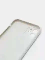 Бежевый силиконовый чехол iPhone 11, Silicone Case, с закрытым низом и защитой камеры
