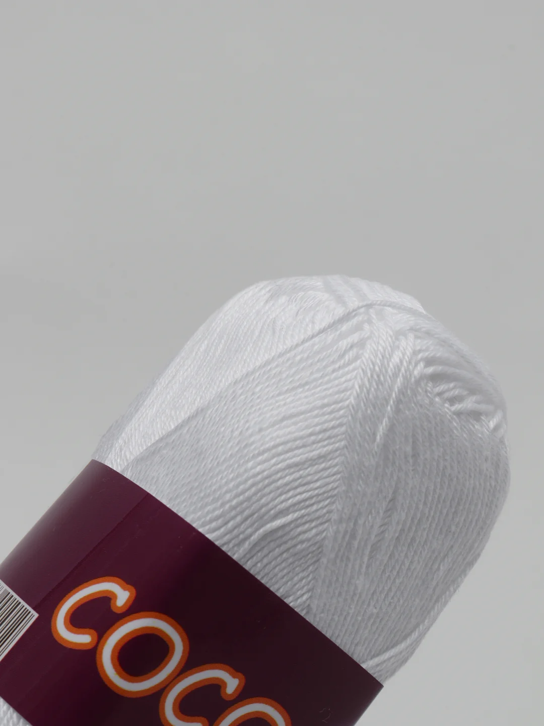 Белый пряжа Коко Вита Coco Vita cotton 100 % мерсеризованный хлопок, 50г 240м