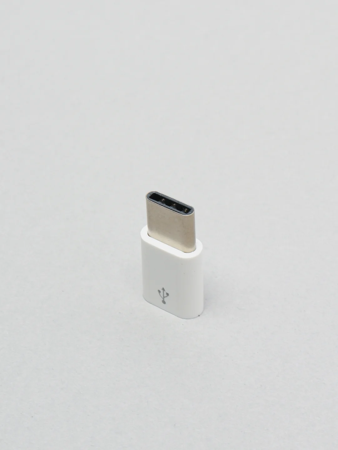 Белый переходник адаптер micro usb type c