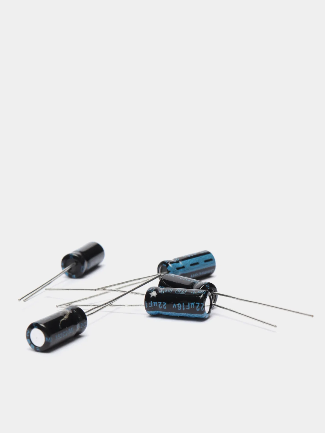 5 штук 22мкФ 16в Конденсатор электролитический 22UF 16V 105C 5х11 TK JAMICON