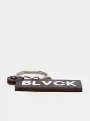 Брелок деревянный "BLVCK"