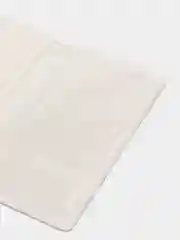 Белый обложка на паспорт
