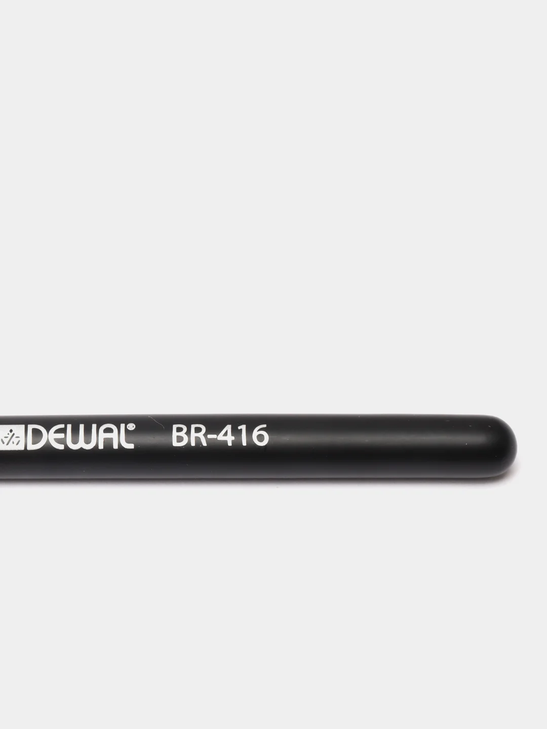 Кисть для теней Dewal BR-416, размер 14,5 см