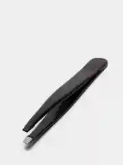 Пинцет скошенный для бровей Staleks Pro Expert 11 type 4b (11/4), черный