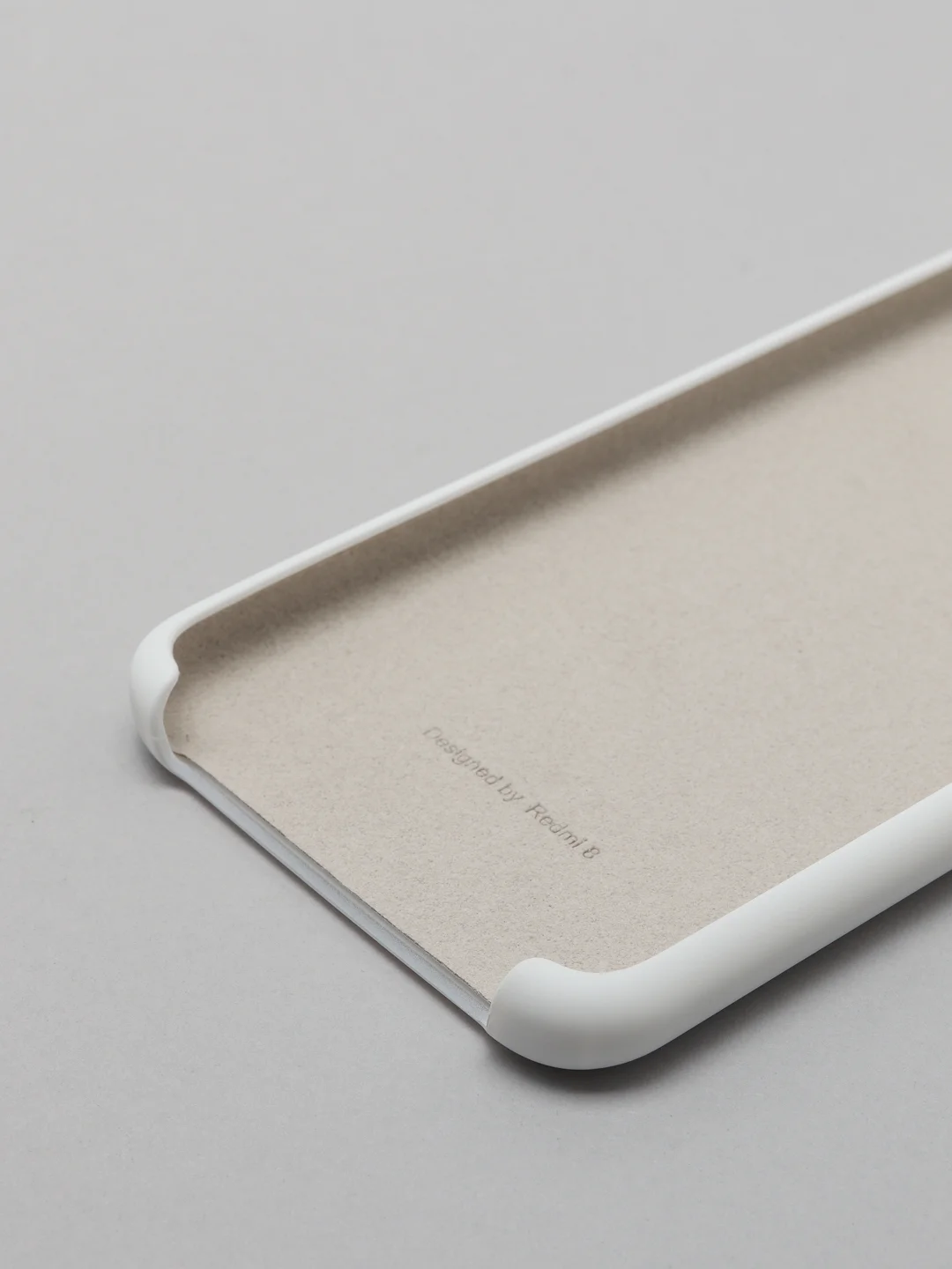 Белый чехол силиконовый Silicone Cover Case для Xiaomi Redmi 8, 8A