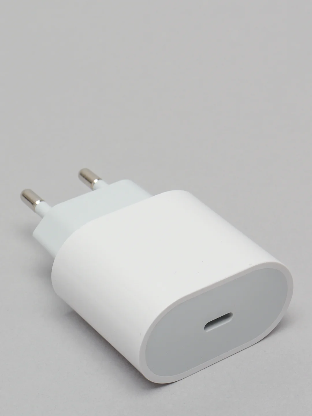 Блок питания и кабель Type-C быстрая зарядка 20W  зарядное устройство подходит для айфона