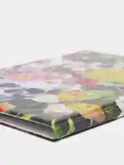 Зеленый обложка на паспорт, с принтом "Цветы"