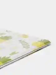 Желтый обложка на паспорт