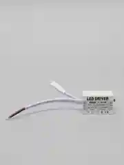 Светодиодный драйвер (220V, 3W, 3-12V, 280-300mA). Для 1-3 штук 1W светодиодов