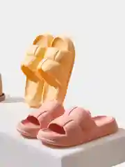 Оливковый шлепанцы женские