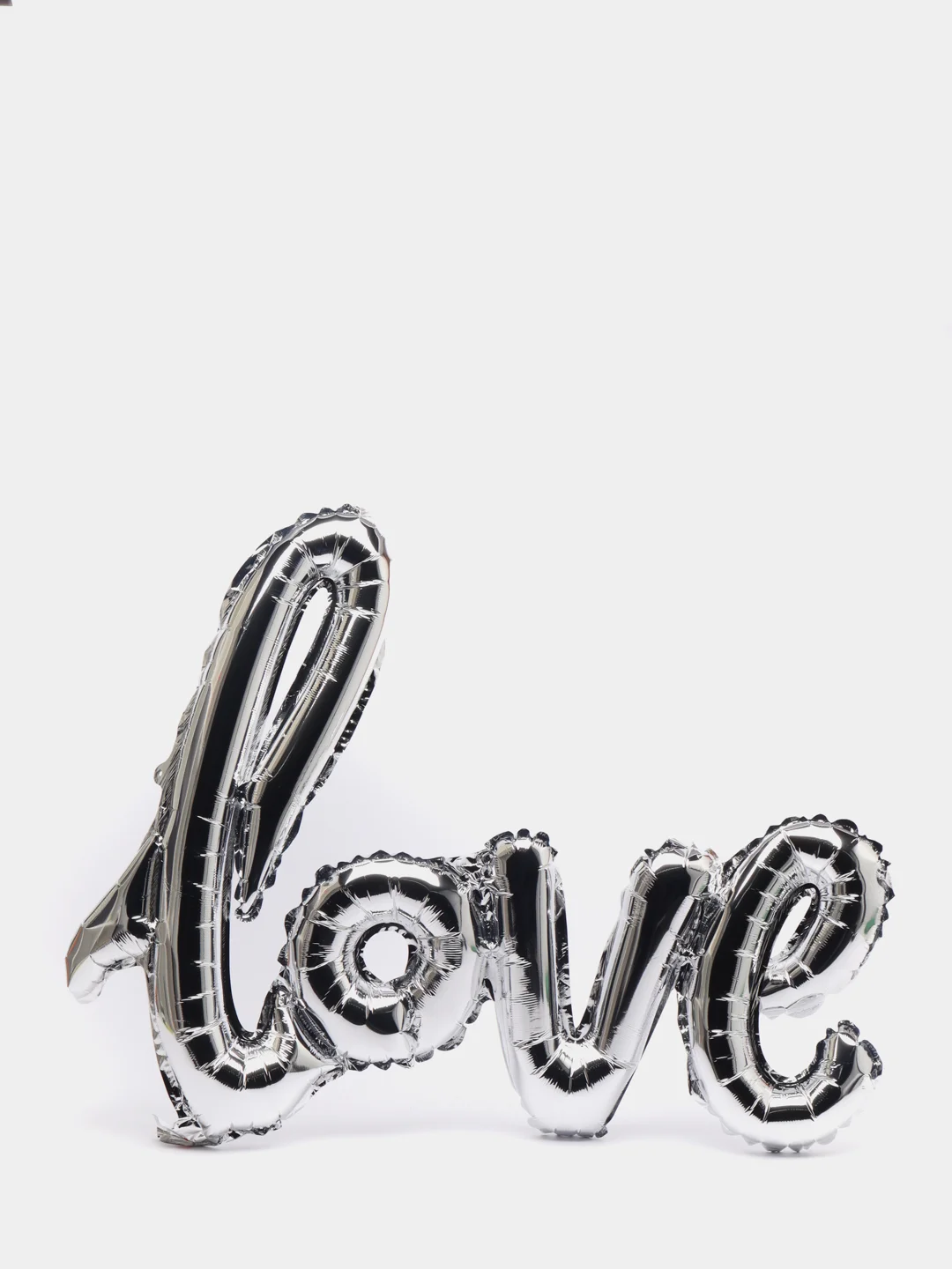 Серый воздушный новогодний шар с надписью Love