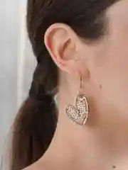 Женские серьги-подвески в форме сердец