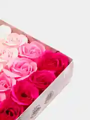 Конфетный подарочный набор "Мыльные розы", 16 штук