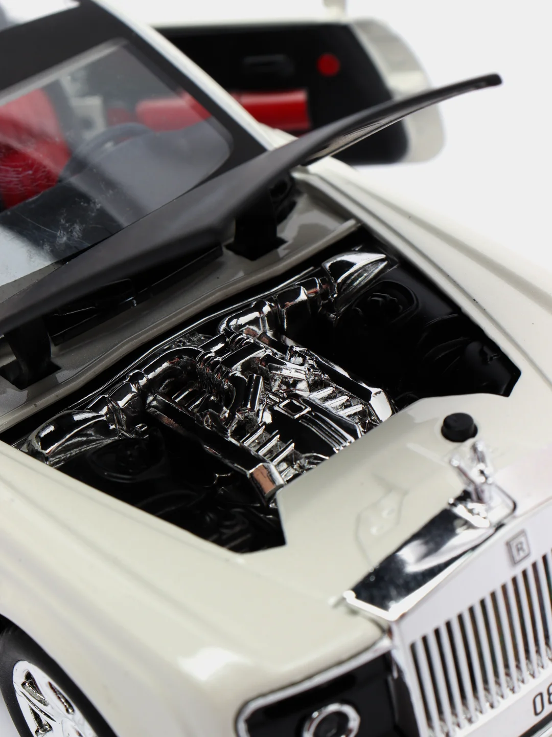 Белый rolls-royce 21 см*7см *6 см