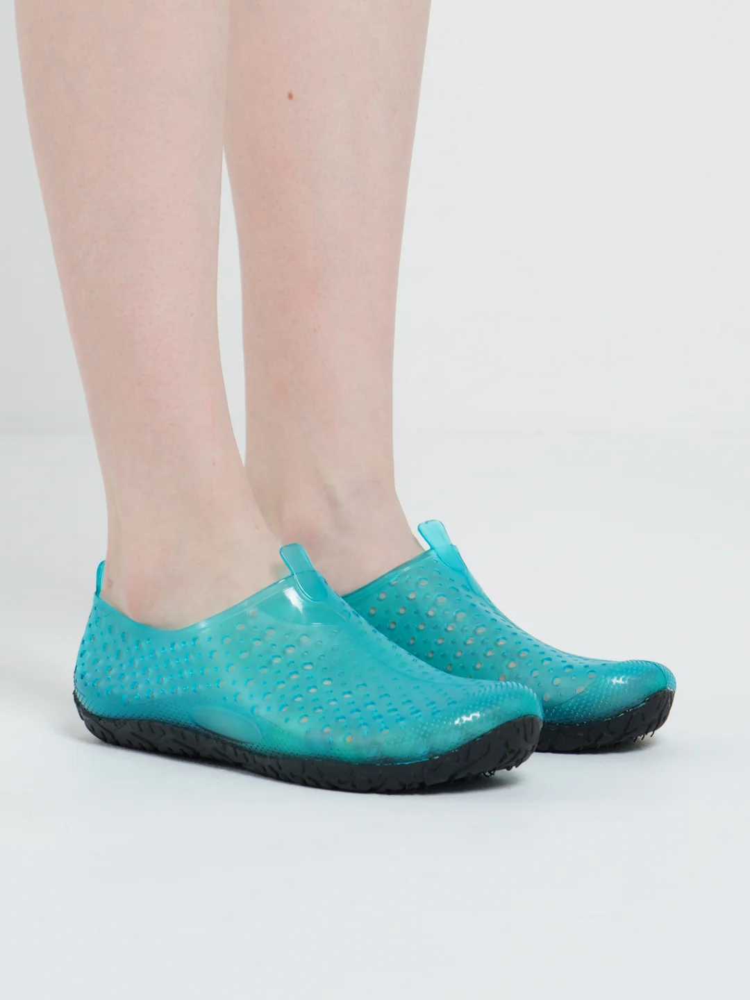 Бирюзовый аквашузы, размеры 35-40
