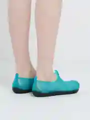 Бирюзовый аквашузы,  размеры 35-40