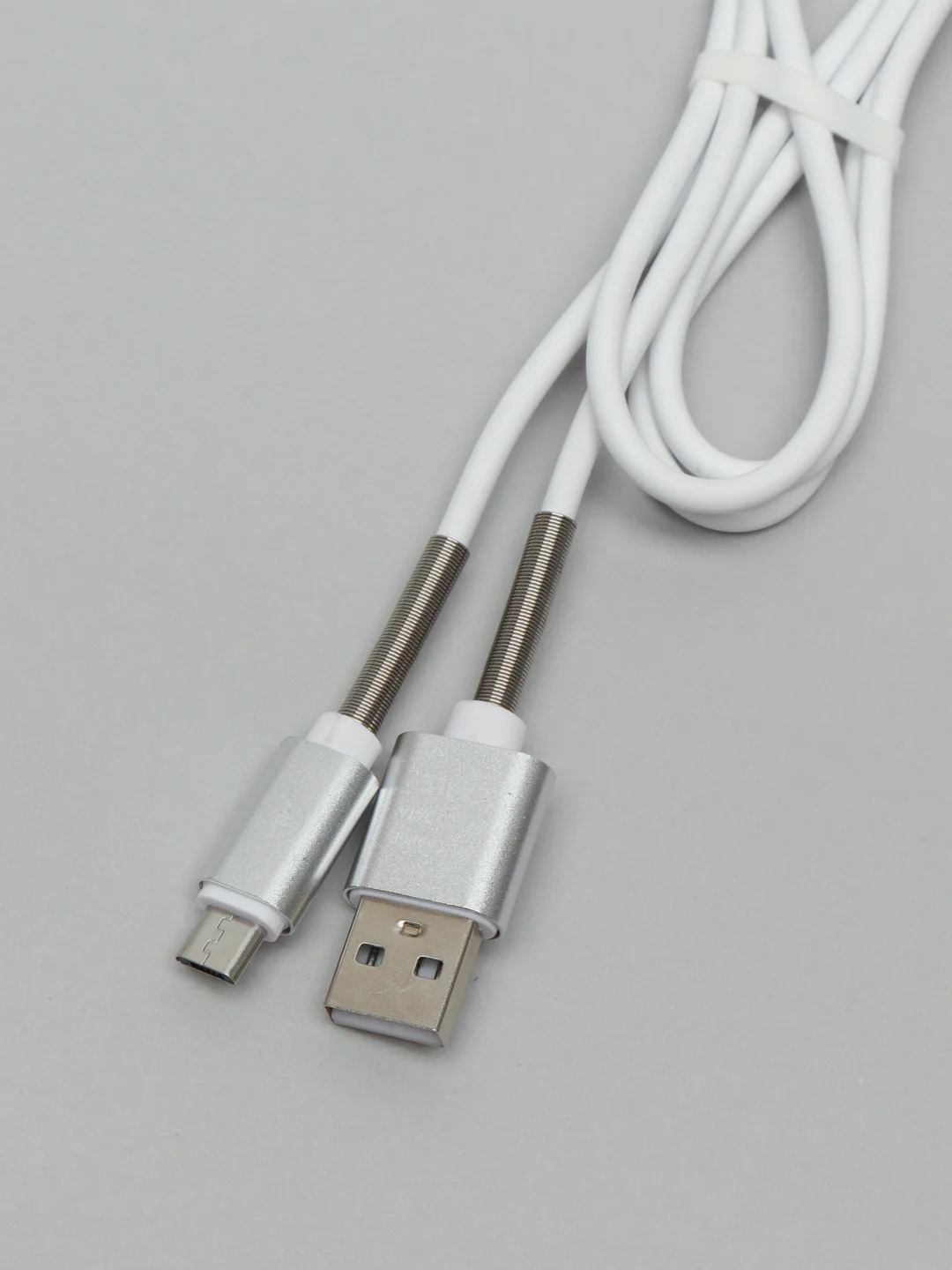 Белый кабель для зарядки Type-C