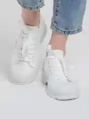 Белый кроссовки женские, 2 цвета