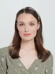 Ободок из бусин белый на металлической основе "Волна"