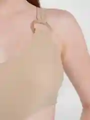 Женский слитный купальник