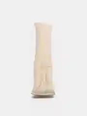 Белый уплотнитель между сиденьем