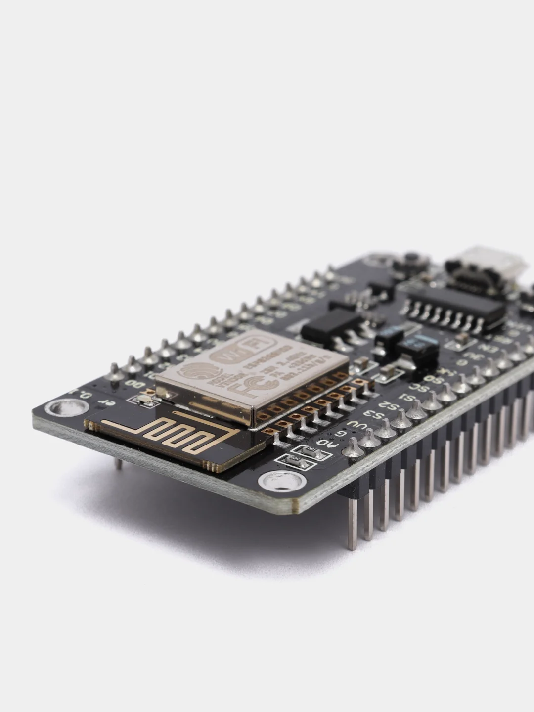 Модуль NodeMcu ESP8266 на CP2102/CH340